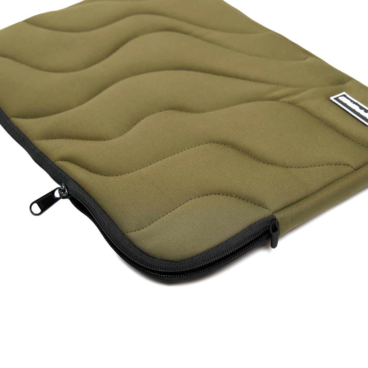 Flowline Quilted Sleeve Olive Green