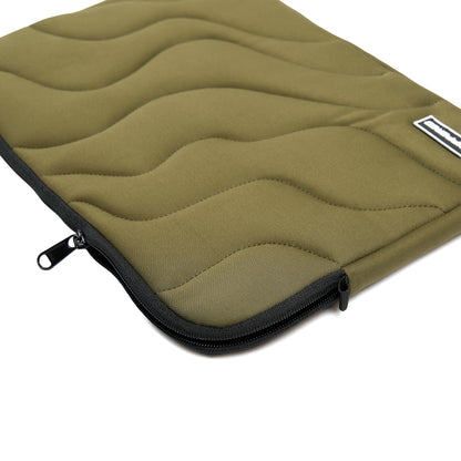 Flowline Quilted Sleeve Olive Green